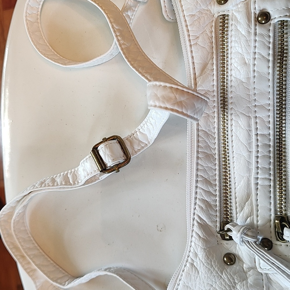 White Bruno purse - Picture 2 of 12